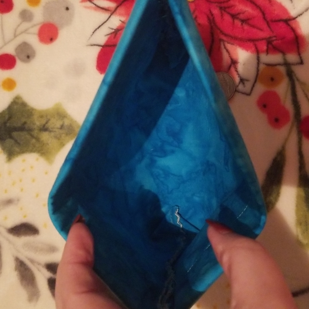 Handmade makeup bag - Picture 2 of 2